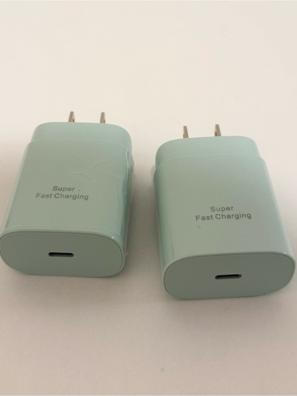 never used mint green usbc cable block set